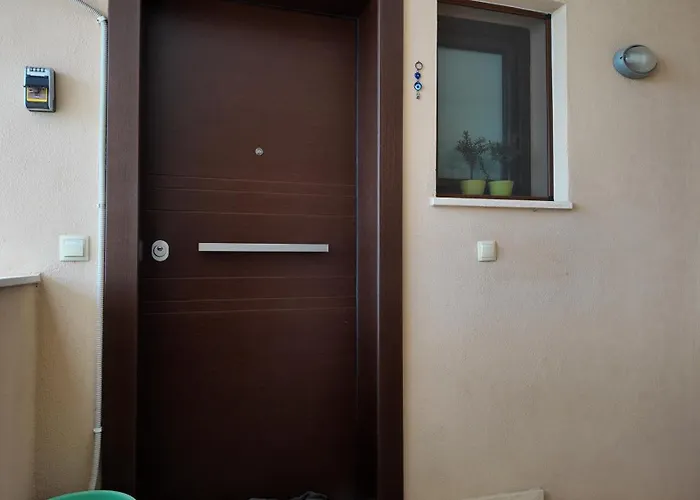 Apartment Seashell House